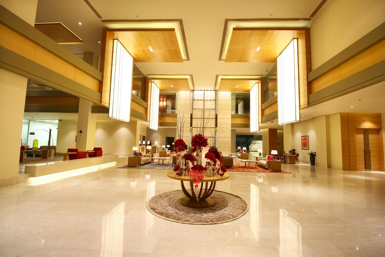 ทัช บังกะลอร์ Hotel Devanahalli ภายนอก รูปภาพ The lobby of the hotel