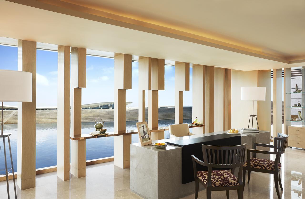 ทัช บังกะลอร์ Hotel Devanahalli ภายนอก รูปภาพ The interior of the hotel